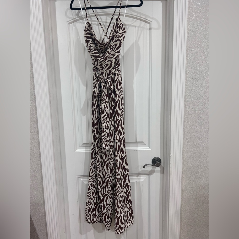Aakaa Brown and Cream Patterned Maxi Dress